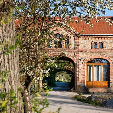 Apartamento Historisches Rittergut Hexenburgbeidresden Nahe Sachsische Schweiz, Dresden - Mit Badeteich Großharthau Exterior foto